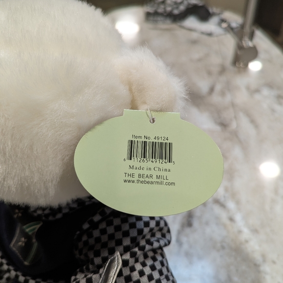 COPY - The Bear Mill Plush Teddy bear with a removable knights suit - Picture 4 of 5